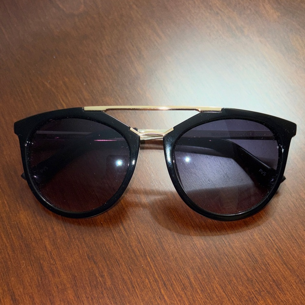 Perverse Brand - Black and Gold Women's Sunglasses